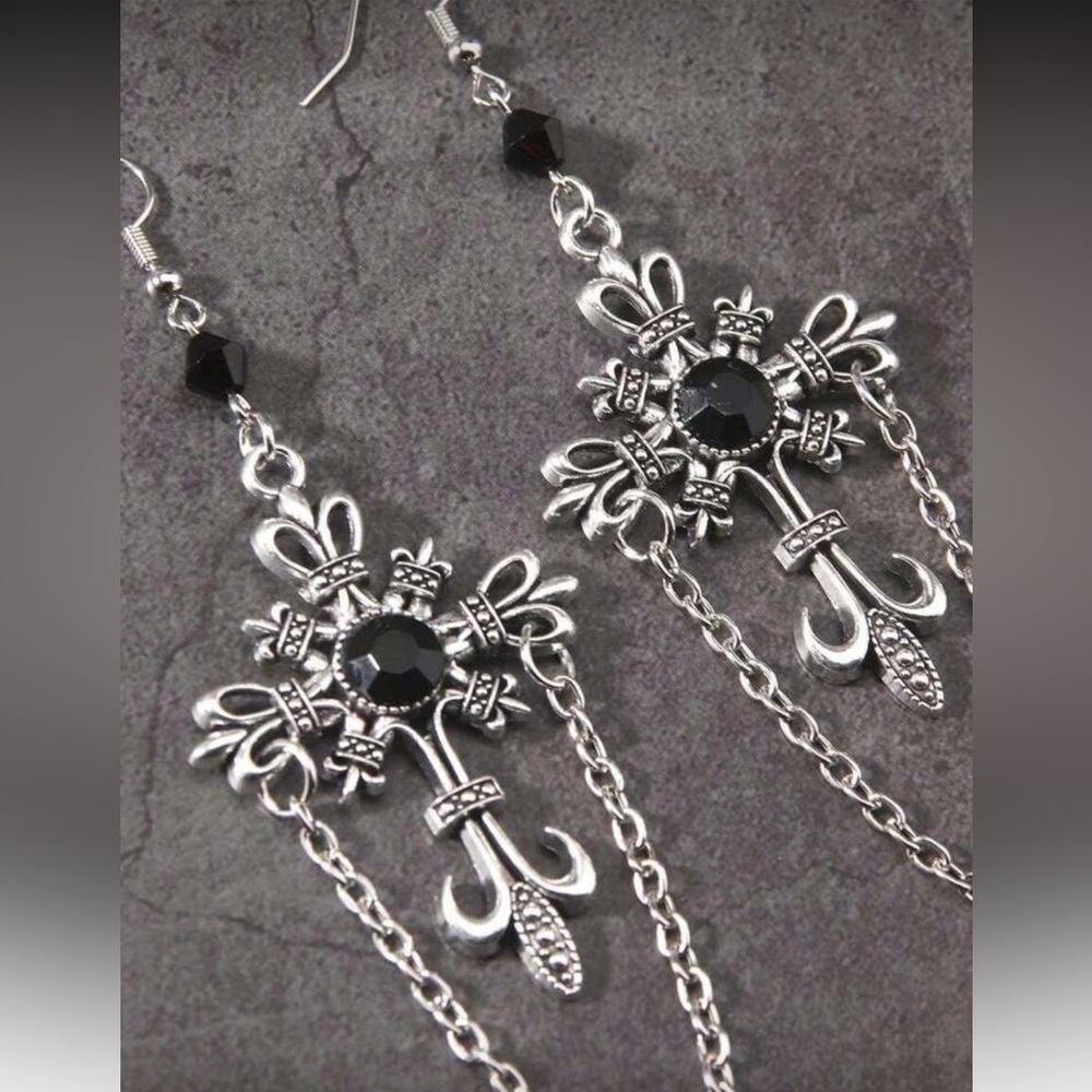 Elegant Silver and Black Cross Dangle Earrings - Picture 4 of 4